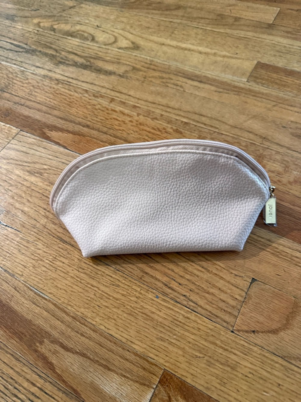 2/$10 | Jouer Makeup Bag - Never Used